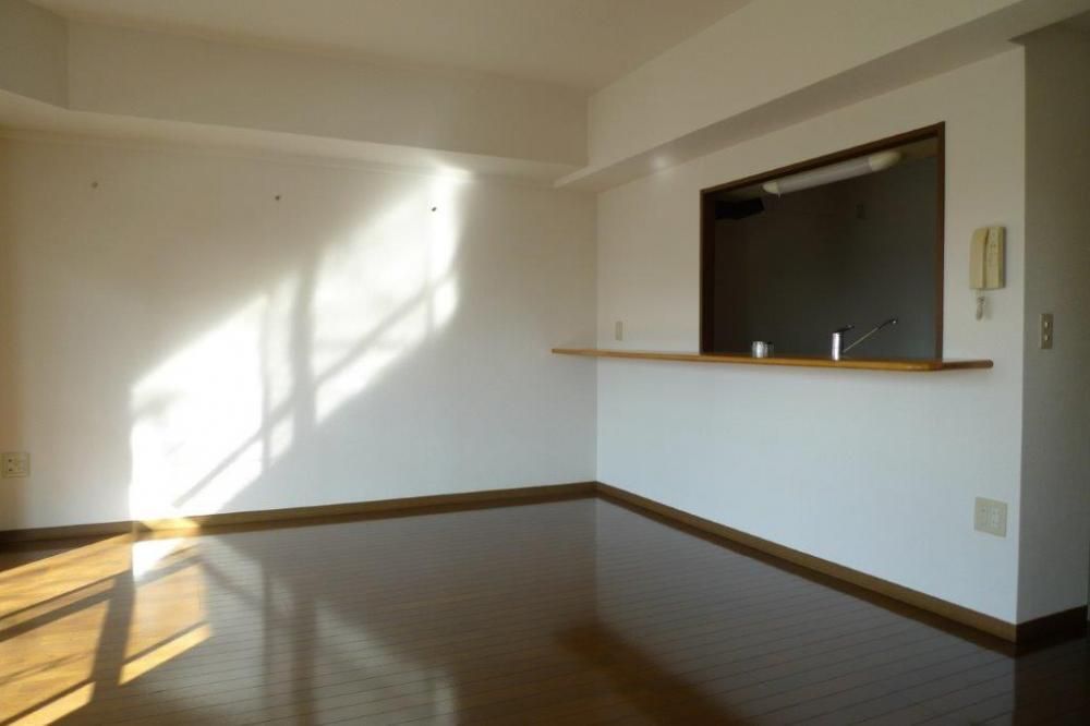 �y���ԁE���r���O�z�@