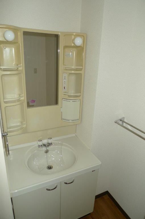 �y���ʏ��z�@