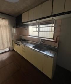 �y�L�b�`���z�@