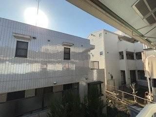 �y���]�z�@