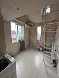 �y���ԁE���r���O�z�@