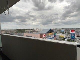 �y���]�z�@