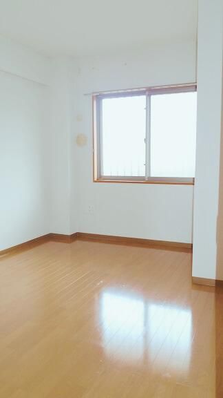 �y�Q���z�@