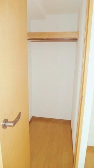 �y�����E���r���O�z�@