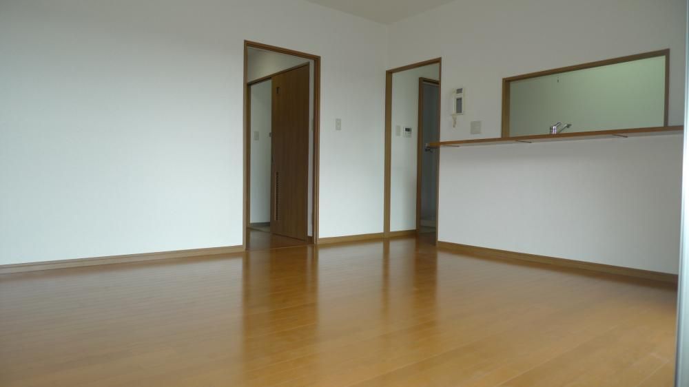 �y���ԁE���r���O�z�@