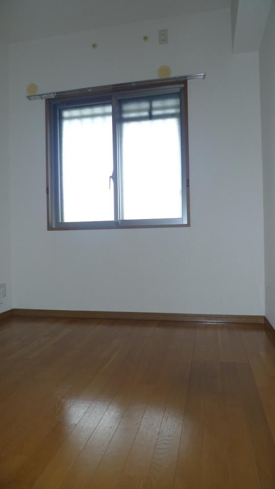 �y�Q���z�@