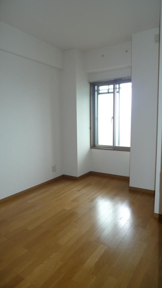 �y�Q���z�@