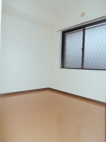 �y�Q���z�@