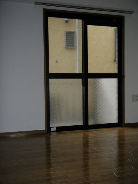 �y�Q���z�@