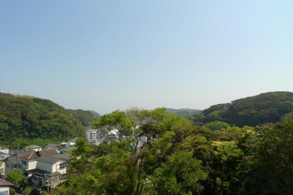 �y���]�z�@