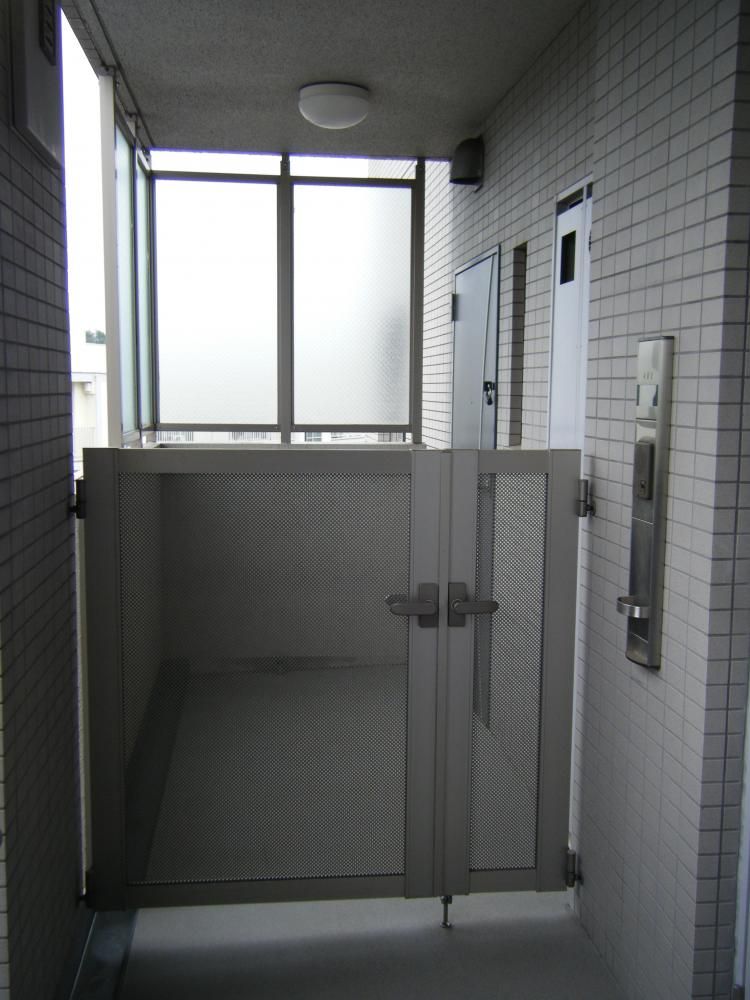 �y���̑������E�X�y�[�X�z�@