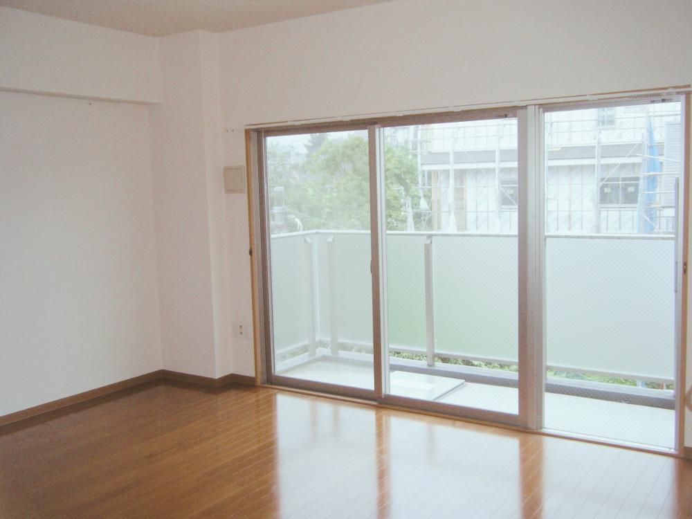 �y�o���R�j�[�z�@