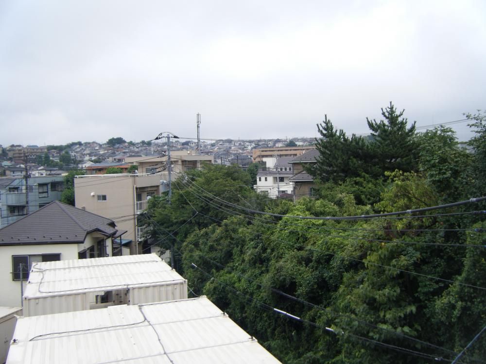 �y���]�z�@