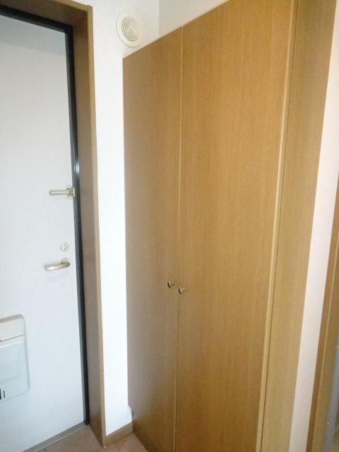 �y���̑��ݔ��z�@