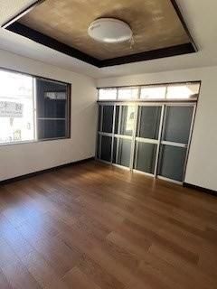 �y���ԁE���r���O�z�@