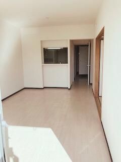 �y���ԁE���r���O�z�@