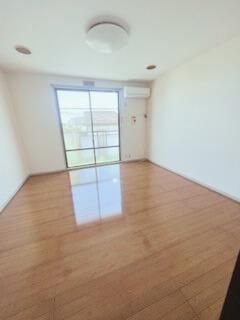 �y���ԁE���r���O�z�@